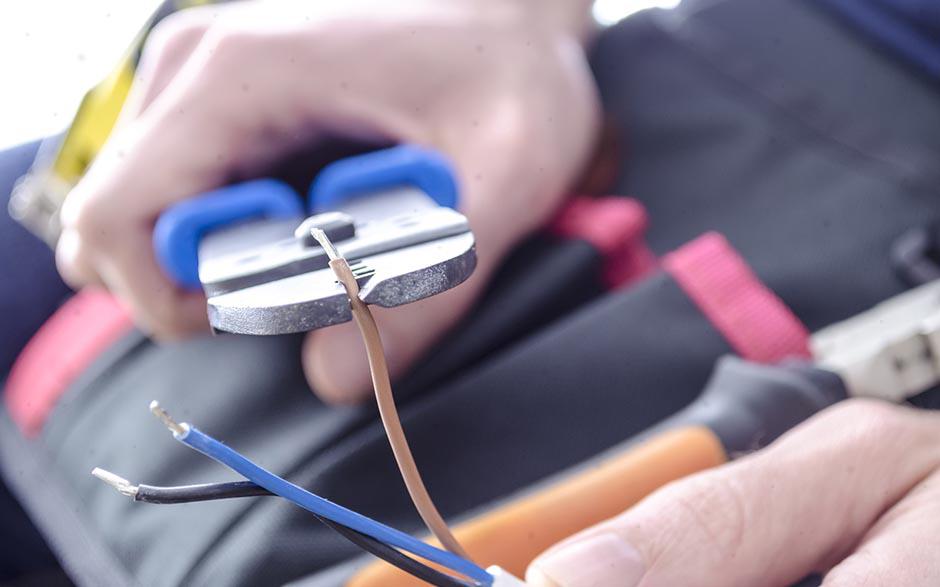 ouvrier électricien Marcoussis